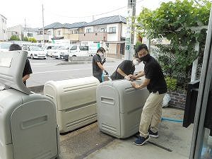 技術センター清流化ゴミ箱清掃