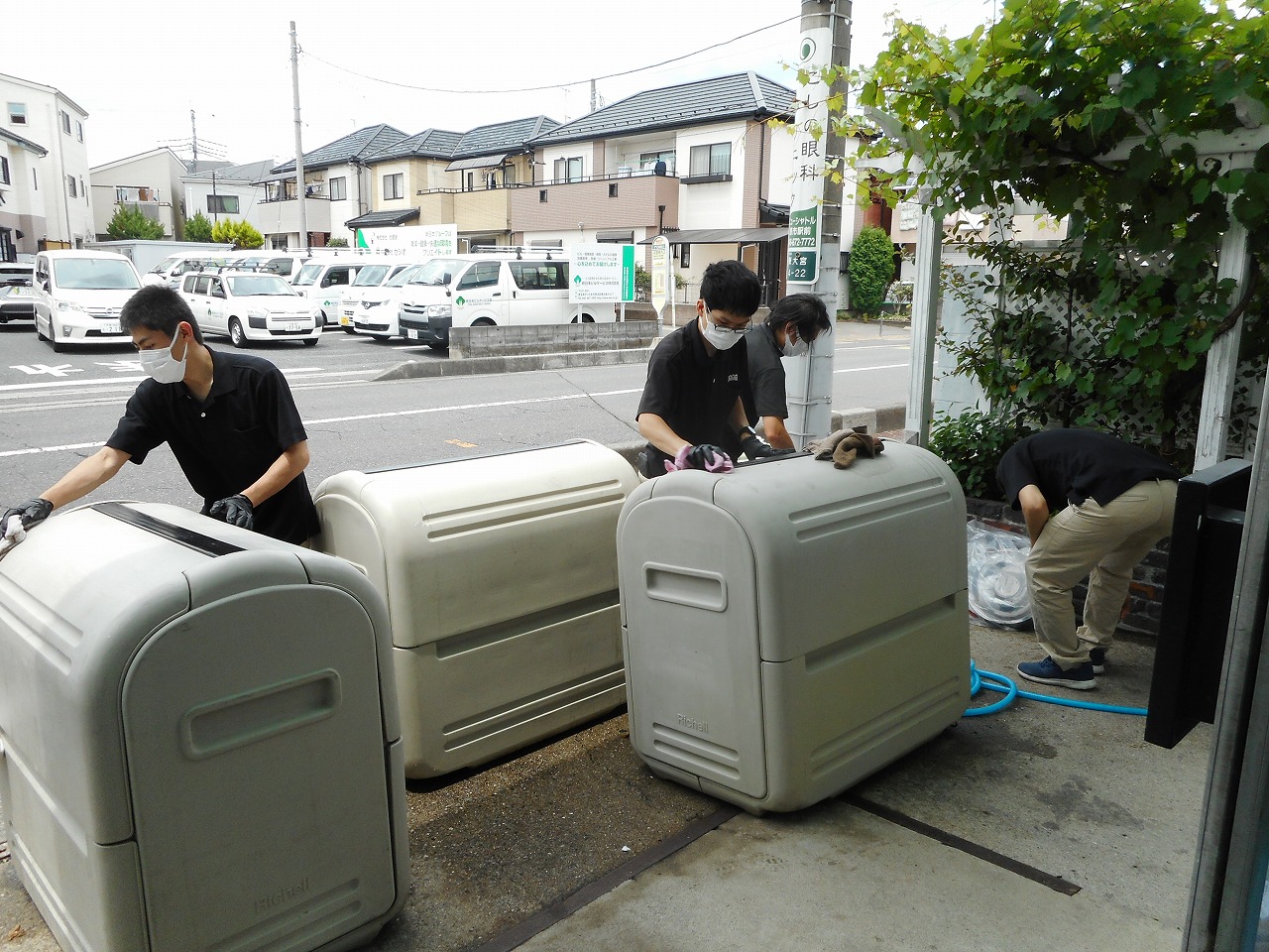 技術センター清流化、ピカピカゴミ庫清掃実施中です