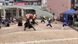 ウニクス高崎コミュニティ広場で開催された琉球大子エイサー！