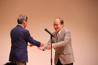 チャレンジ賞のカメイドクロック事業所