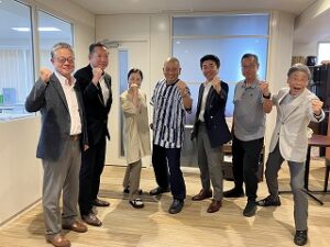 町田宗鳳先生と知里さんを囲んで、中村天風財団山田真次理事長、メンタルコーチ西田明さんと共に生涯青春!!