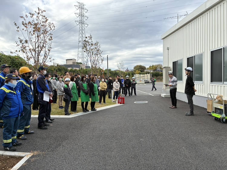 新日本ビルサービス社員による消防避難訓練の様子